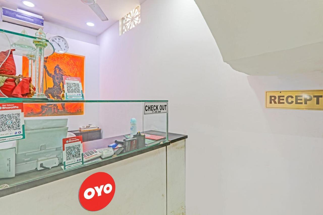 Oyo Flagship 81064 Chaudhary In Ξενοδοχείο Gorakhpur Εξωτερικό φωτογραφία